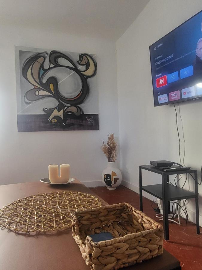 Appartement Avec Son Toit Terrasse, En Plein Coeur De Marsilia Exterior foto